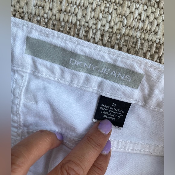DKNY mercer skinny white jeans in size 14 - Picture 2 of 6